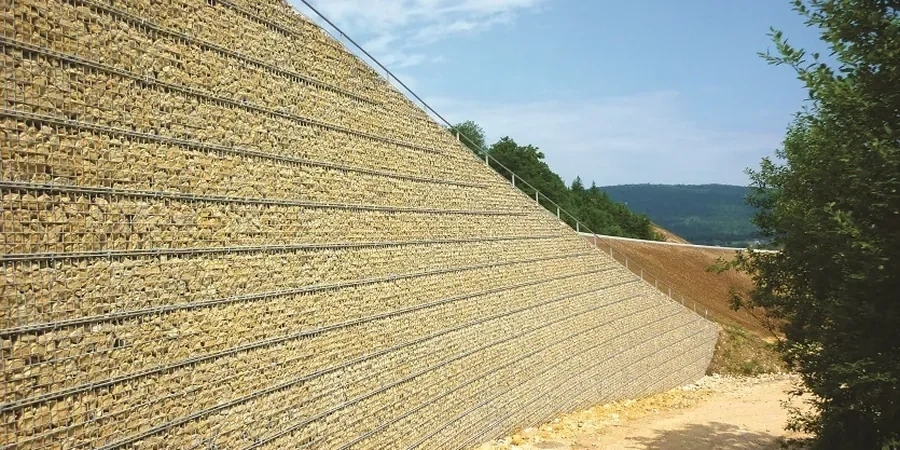 Illustrative image of MSE (Mechanically Stabilized Earth) wall design in Anchorage